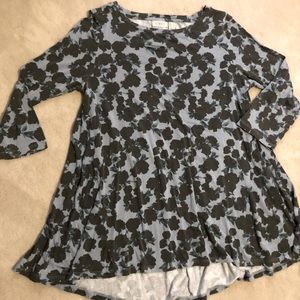 Logo by Lori Goldstein knit top